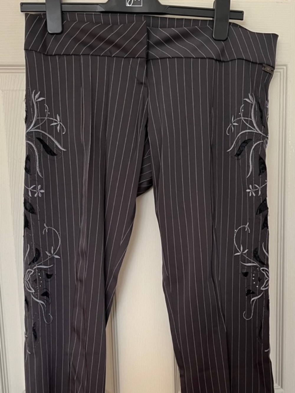 E Loco Charcoal Pinstripe Embroidered Dress Pant NWOT Made in France - Small